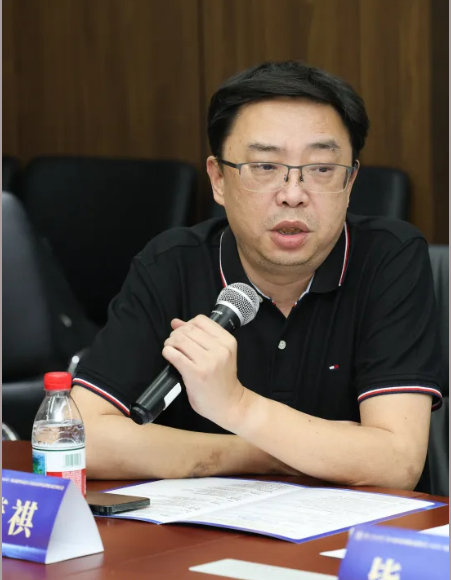 屏幕截图 2025-04-30 204139.png