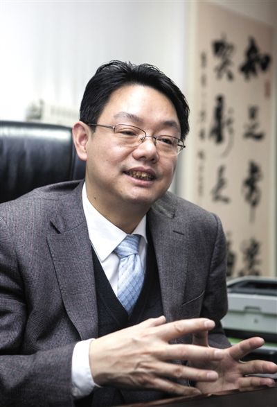 叶青 湖北省统计局副局长、中南财大教授，曾连续8年在全国两会呼吁公车改革。图/CFP